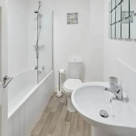 1-bedroom Serviced In Skinningrove 10 Saltburn-by-the-Sea