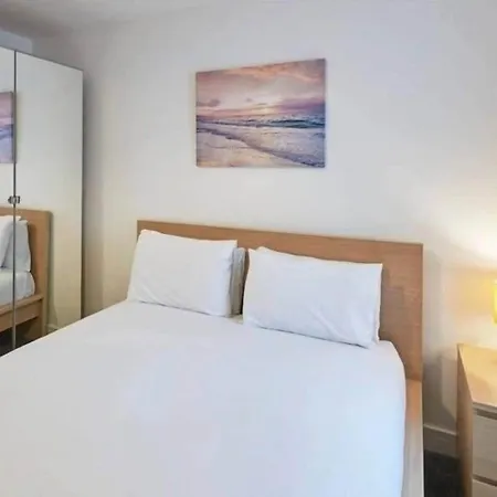 Apartment 1-bedroom Serviced In Skinningrove 10 *